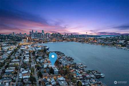 2314 A Fairview Ave E Seattle, WA 98102