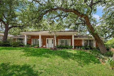 1504 Cienegas Circle Fort Worth, TX 76112