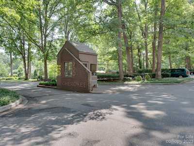 970 Cherokee Rd Charlotte, NC 28207