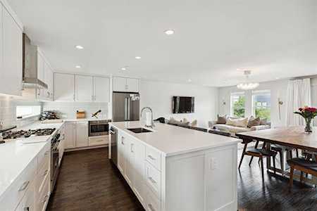 1831 Bennett Avenue #A Dallas, TX 75206