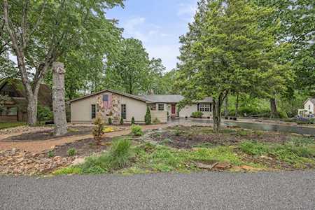 147 Lakeshire Dr Crossville, TN 38558