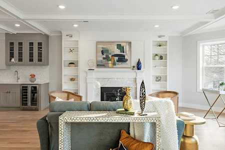 189 Babcock St #3 Brookline, MA 02446