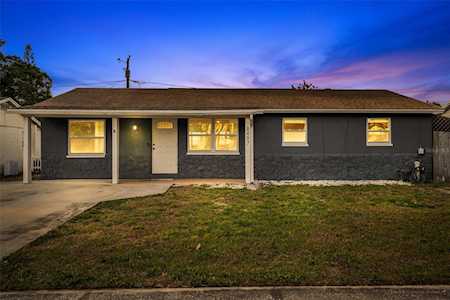 8497 Portulaca Ave Seminole, FL 33777