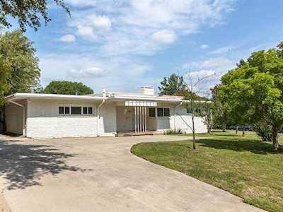 3921 Clayton Road E Fort Worth, TX 76116