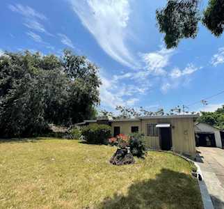 10021 Sierra Madre Spring Valley, CA 91977