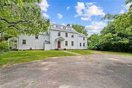 2595 Tower Hill Rd North Kingstown, RI 02874