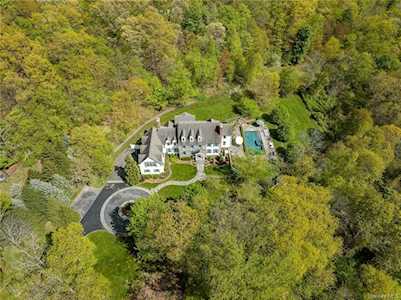 55 Hammond Ridge Road Armonk, NY 10504