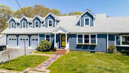 9 North Rd Mattapoisett, MA 02739