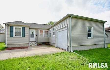 2524 W Downs Circle West Peoria, IL 61604