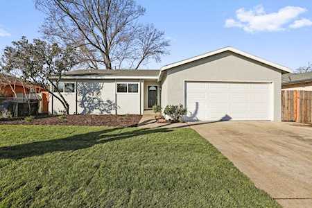 3452 Gates Way Sacramento, CA 95832