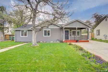 805 Oswego St Aurora, CO 80010
