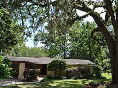 1211 Circle Dr Tallahassee, FL 32301