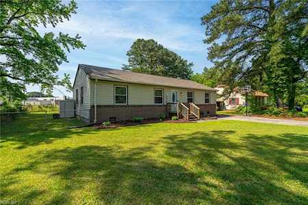 5715 W Norfolk Rd Portsmouth, VA 23703