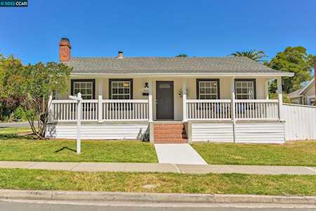 1868 Shuey Ave Walnut Creek, CA 94596