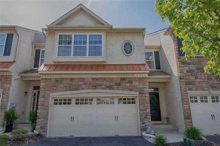 4399 Lenni Circle Emmaus, PA 18049