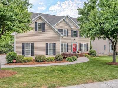 9942 Legolas Ln Charlotte, NC 28269