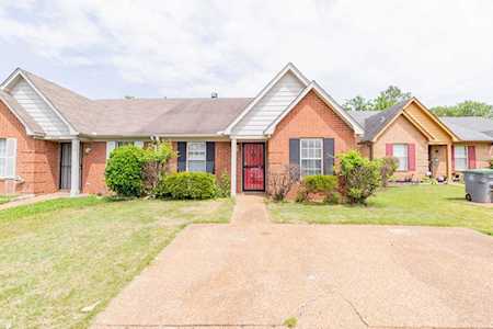 4448 Valley Trace Cv Memphis, TN 38141