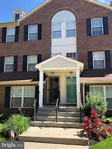 1546 Benjamin Franklin Ct Mays Landing, NJ 08330
