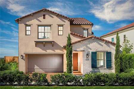112 Hyperion #18 Irvine, CA 92618
