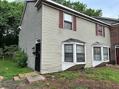 5197 Flowering Peach Dr Memphis, TN 38115