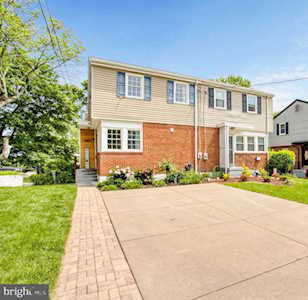 6941 Westhampton Dr Alexandria, VA 22307