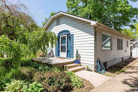 909 E Eckman Street South Bend, IN 46614