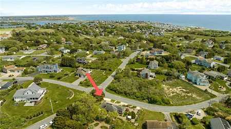 198 South Weeden Rd South Kingstown, RI 02879