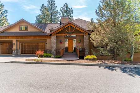 2890 NW Lucus Ct Bend, OR 97703