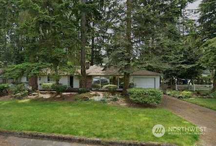 15203 SE 18th St Bellevue, WA 98007