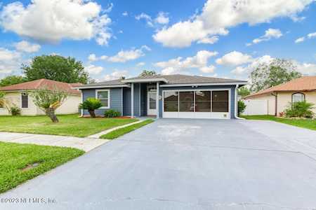 2172 Khaki CT Middleburg, FL 32068