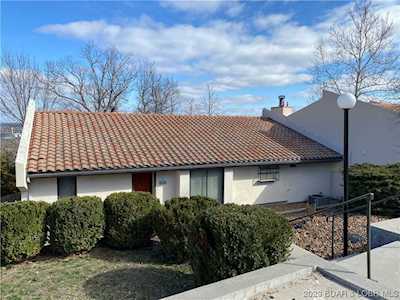 31 Costa Del Sol Dr Lake Ozark, MO 65049