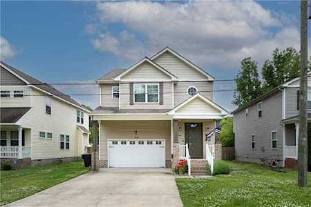 300 Beacon Rd Portsmouth, VA 23702