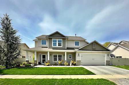 3053 E Calabria Meridian, ID 83642
