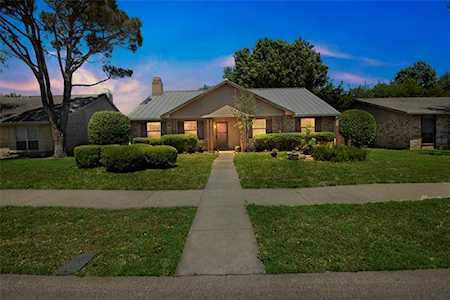2824 Stratford Lane Flower Mound, TX 75028