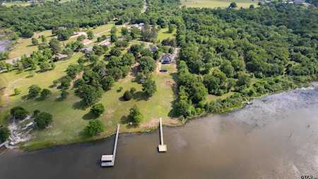 226 Rs County Road 3357 Emory, TX 75440