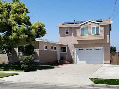 171 E Emerson St Chula Vista, CA 91911