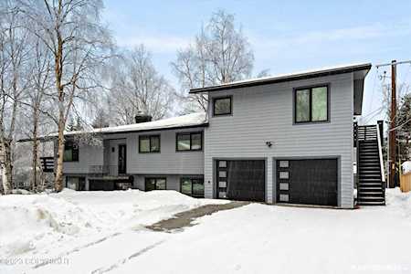 1520 N St Anchorage, AK 99501
