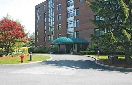 77 Florence St #606N Newton, MA 02467