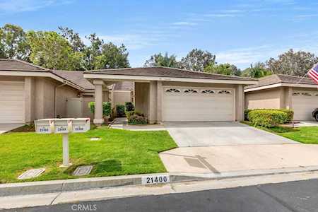 21400 Via Del Lobo Yorba Linda, CA 92887
