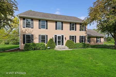 7705 Dairy Ln Crystal Lake, IL 60014
