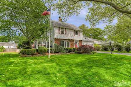 21 Highland Drive Milltown, NJ 08850