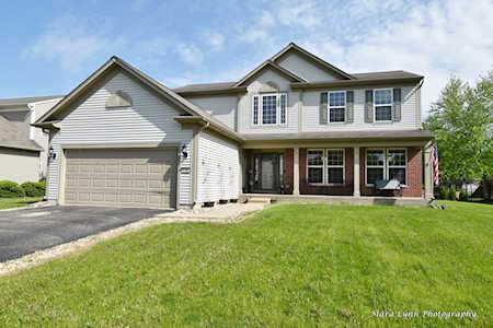 1584 Coral Dr Yorkville, IL 60560