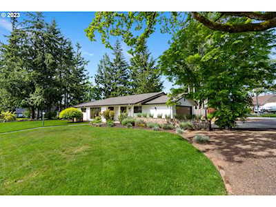 315 Cherry AVE Oregon City, OR 97045