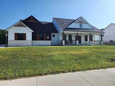1900 Golfview Drive Auburn, IN 46706