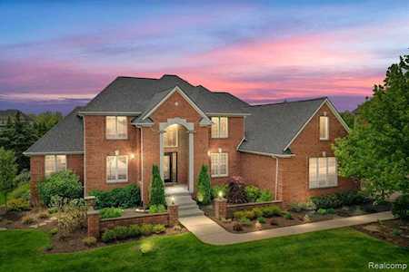 50965 Sunday Dr Novi, MI 48167