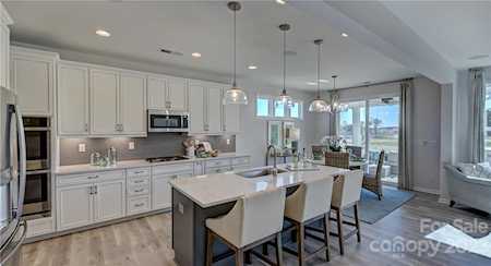 152 Winterberry St Mooresville, NC 28117