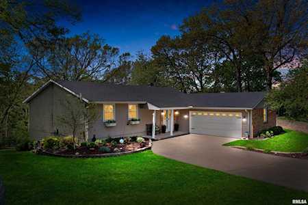 5 Valleyview Ct Groveland, IL 61535