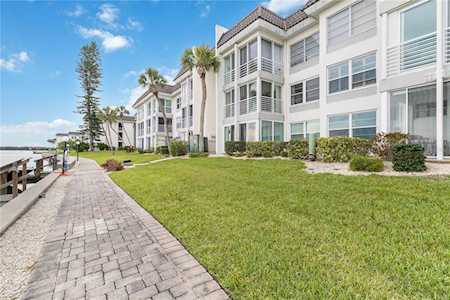 4420 Exeter Dr #204 Longboat Key, FL 34228