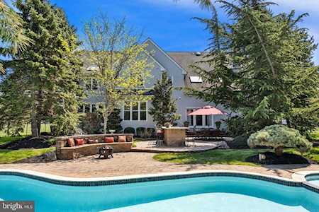 185 Kasi Circle Ivyland, PA 18974
