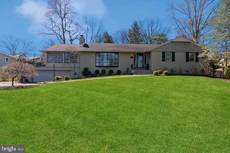 230 S Park Dr Collingswood, NJ 08108